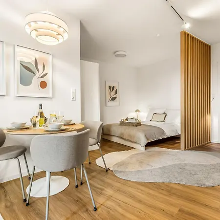 Nordic 84 - Zentrales Mit Parkplatz, Smart Tv Und Highspeed Internet Oldenburg