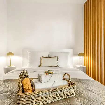 Nordic 84 - Zentrales Mit Parkplatz, Smart Tv Und Highspeed Internet Apartamento